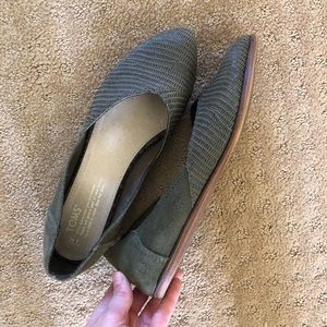 Size 7 Toms flats olive green
